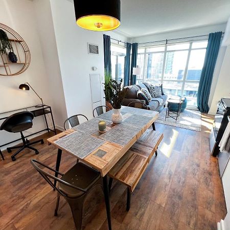 Simply Comfort. Elegant Apartments Dan Lecki Торонто Екстериор снимка