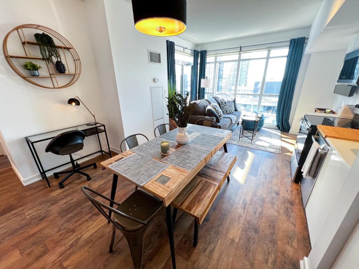 Simply Comfort. Elegant Apartments Dan Lecki Торонто Екстериор снимка