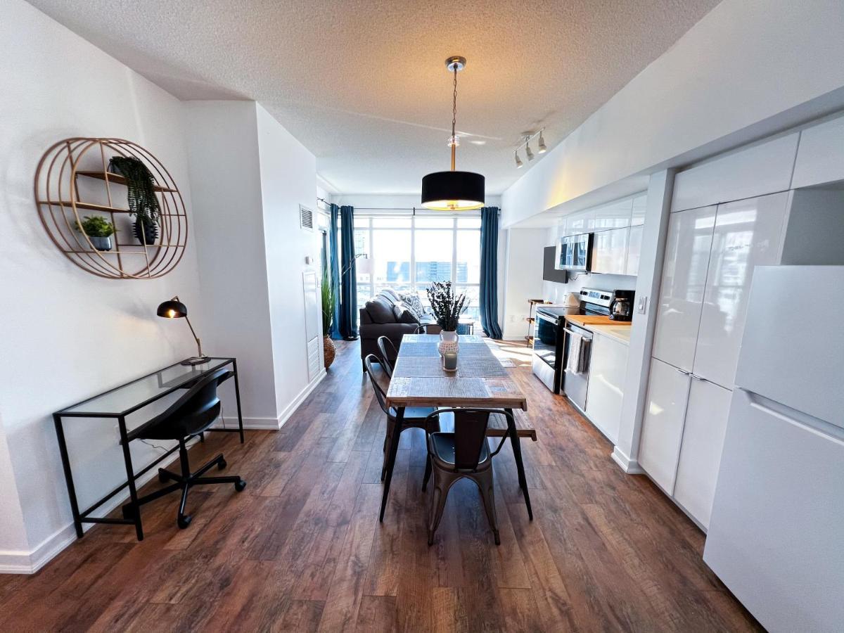 Simply Comfort. Elegant Apartments Dan Lecki Торонто Екстериор снимка