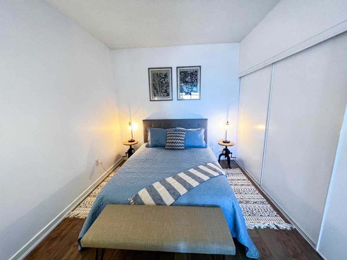 Simply Comfort. Elegant Apartments Dan Lecki Торонто Екстериор снимка